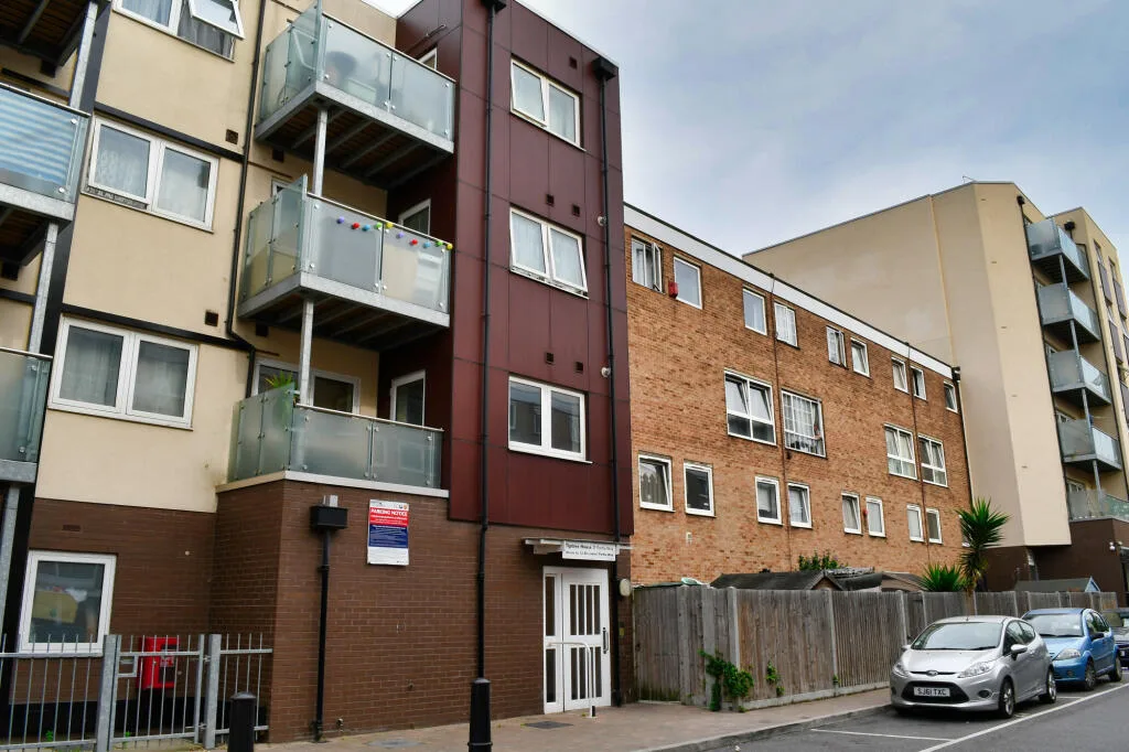 4 bedroom maisonette for rent