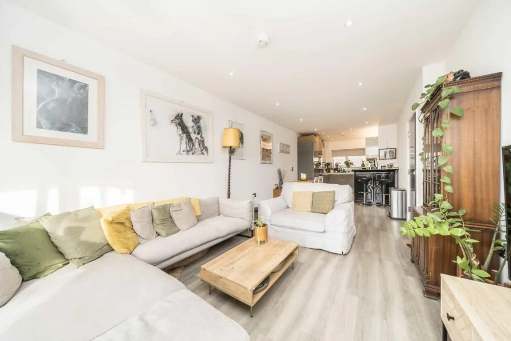 2 bedroom flat for rent