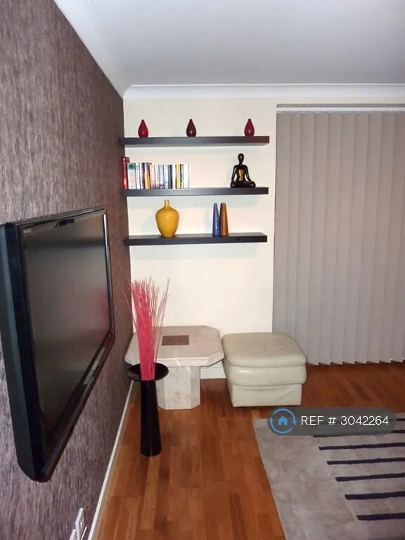 3 bedroom flat for rent