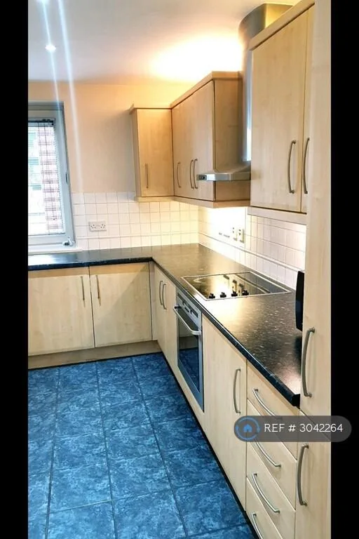 3 bedroom flat for rent