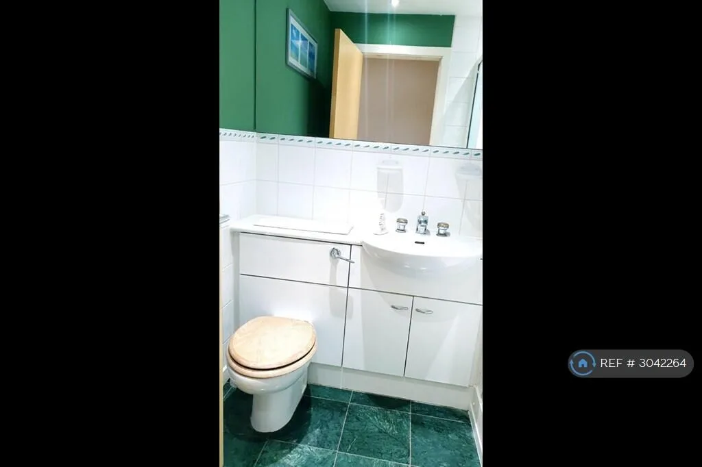 3 bedroom flat for rent
