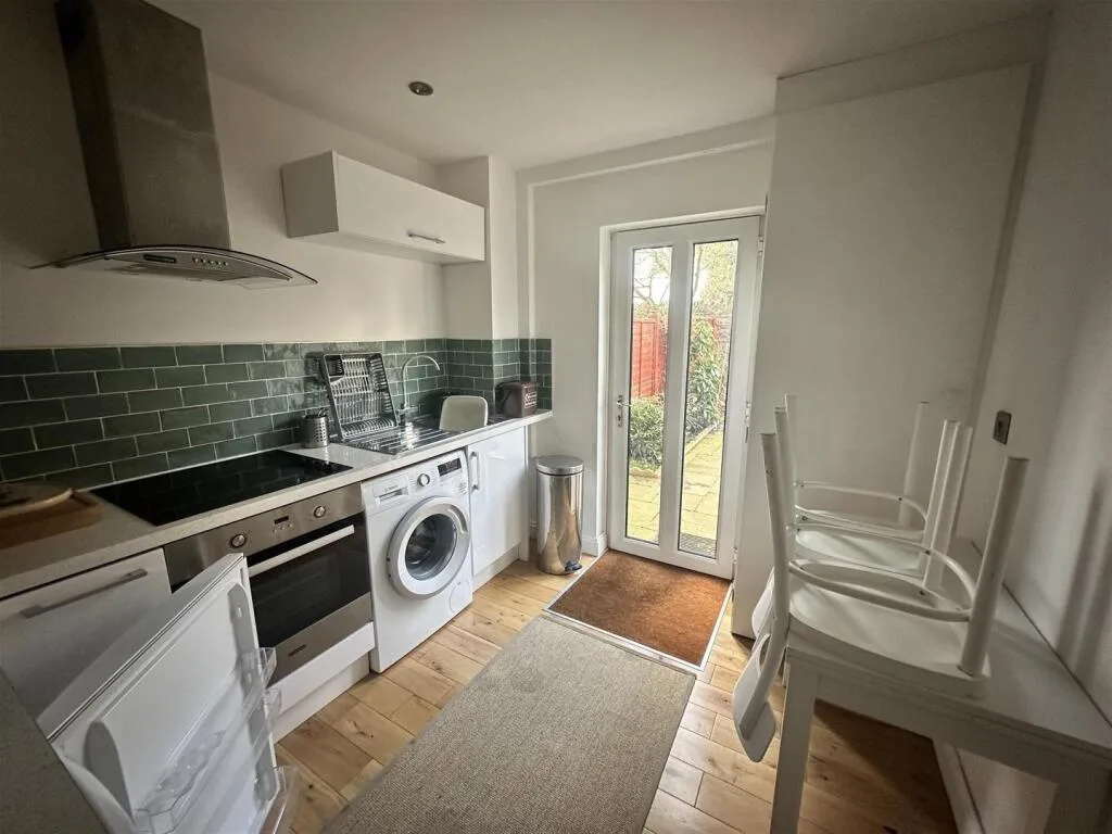 Studio flat for rent