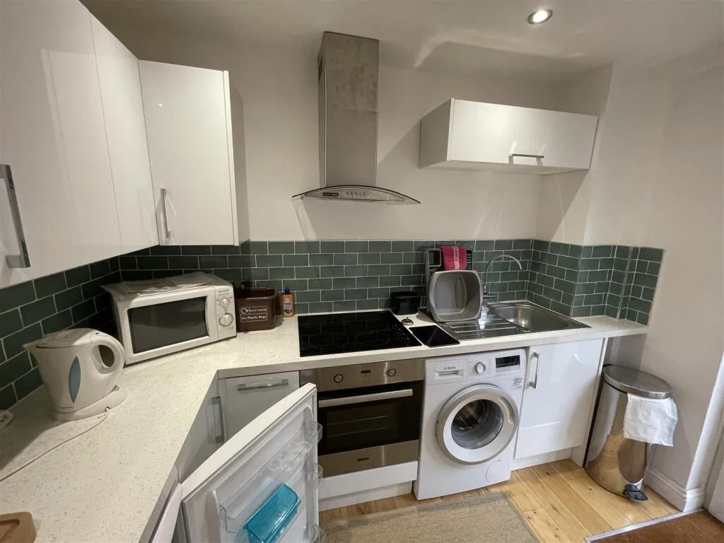 Studio flat for rent