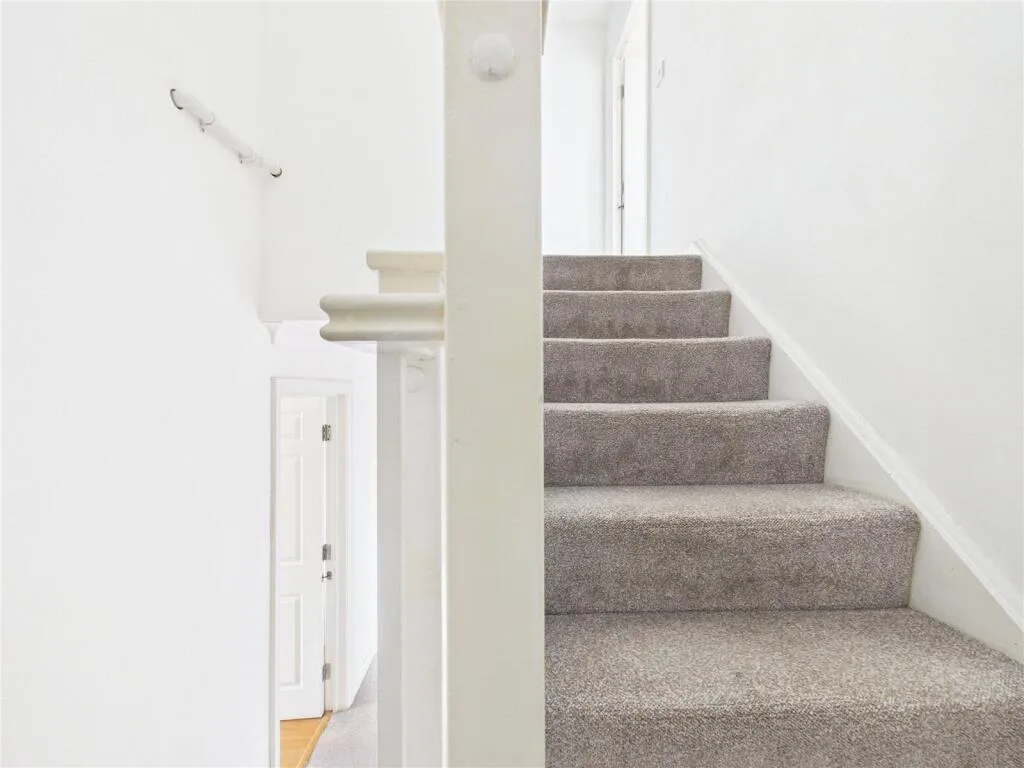 4 bedroom terraced house for rent