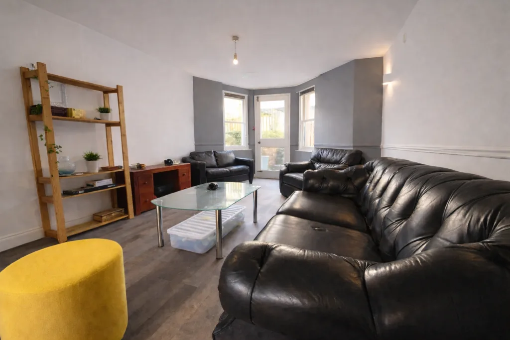 14 bedroom house of multiple occupation for rent