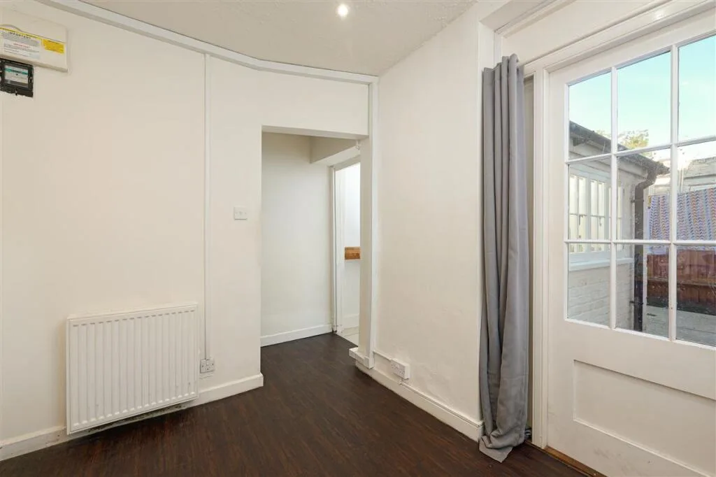 1 bedroom house for rent