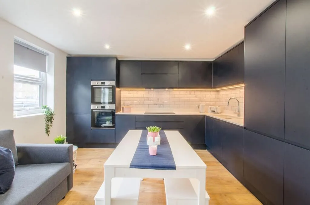 3 bedroom flat for rent