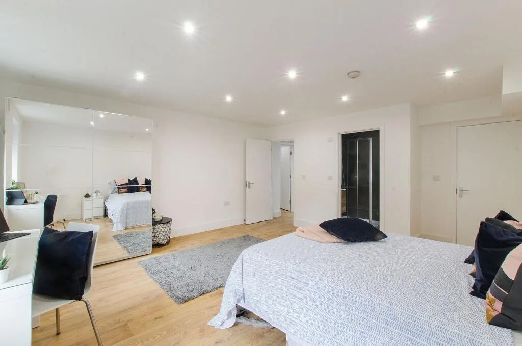 3 bedroom flat for rent