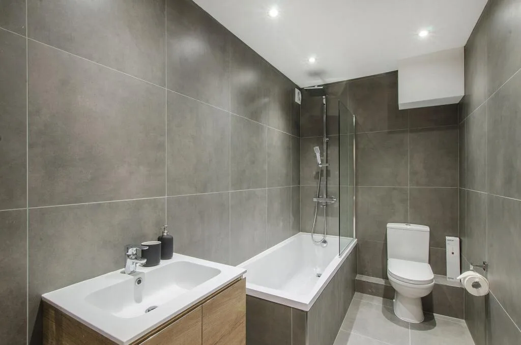 3 bedroom flat for rent