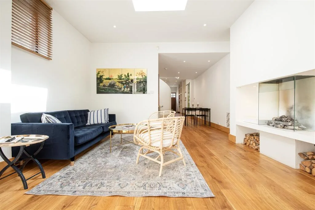 2 bedroom terraced house for rent