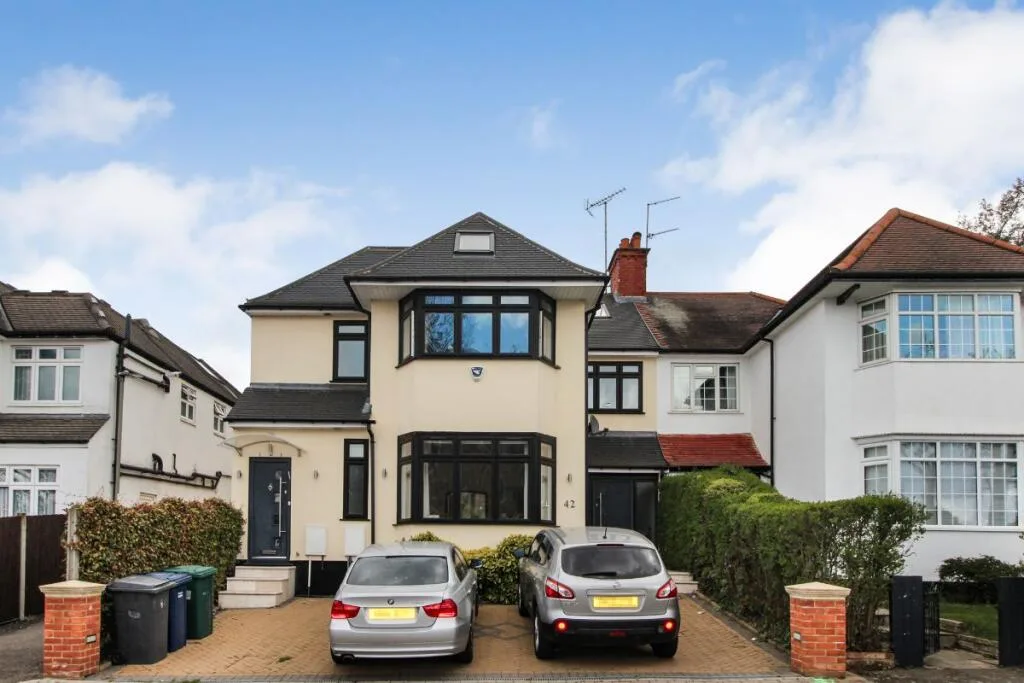 2 bedroom flat for rent