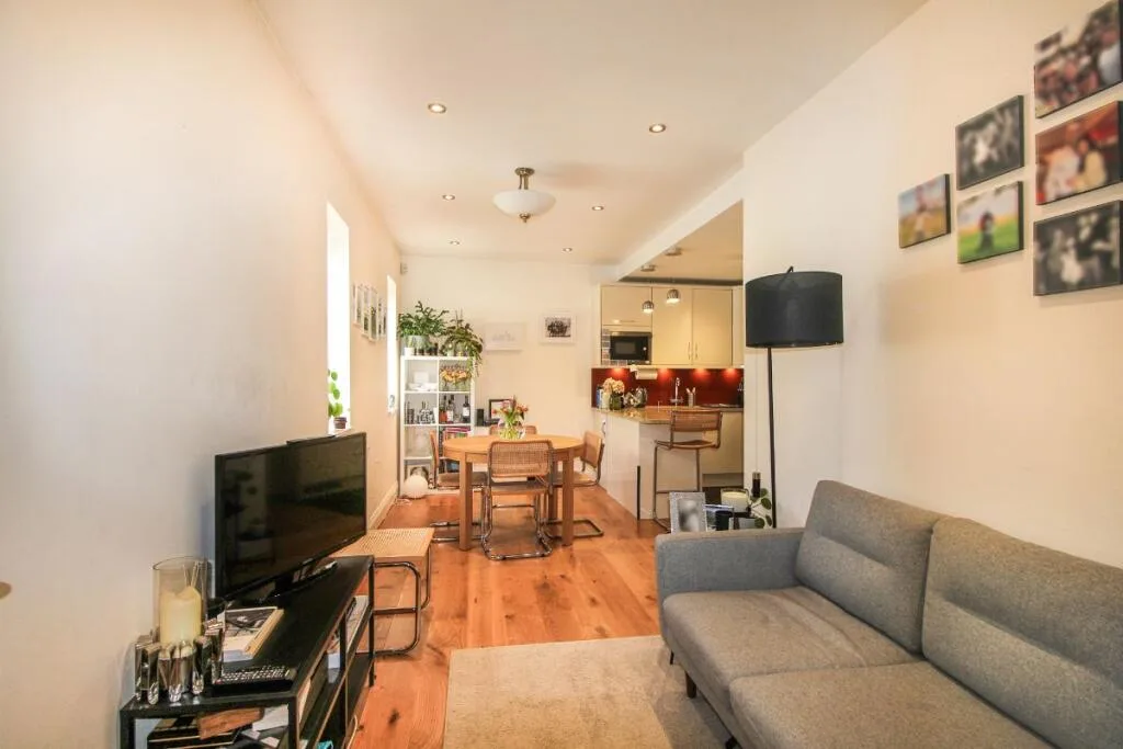 2 bedroom flat for rent