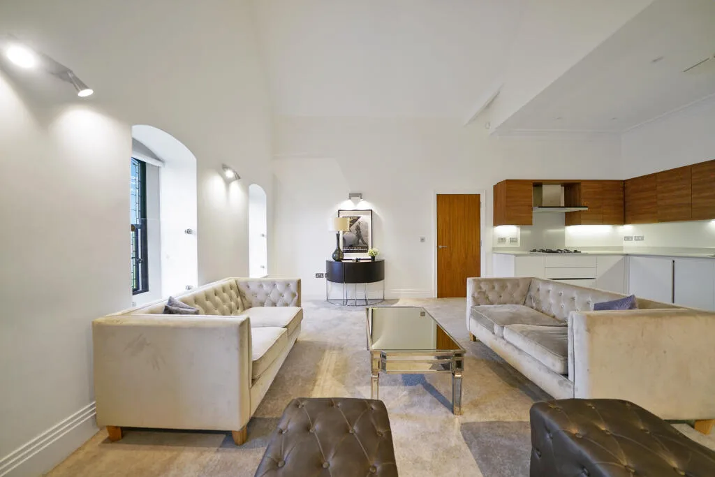 3 bedroom flat for rent