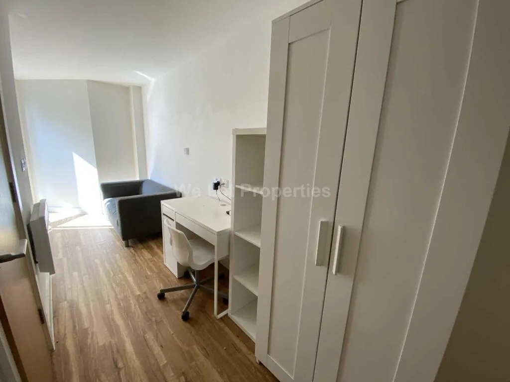 Studio apartment for rent