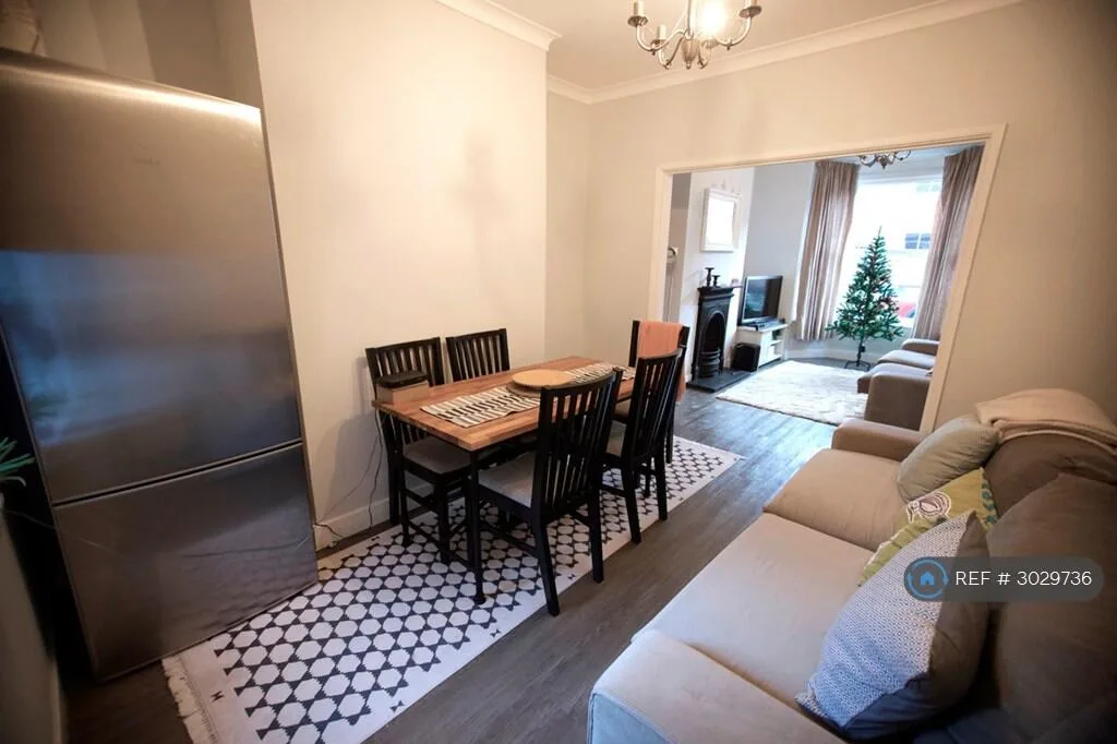2 bedroom terraced house for rent
