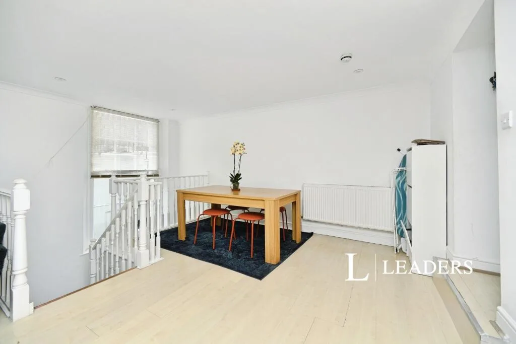 2 bedroom terraced house for rent