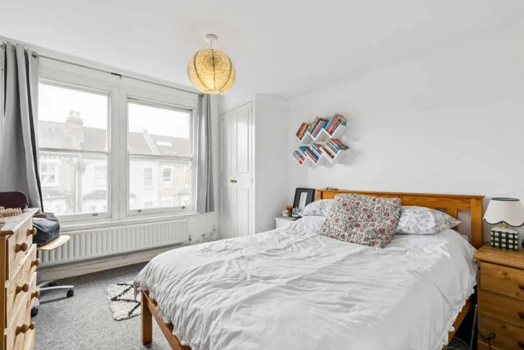 3 bedroom flat for rent