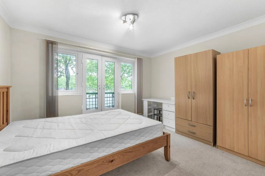 4 bedroom terraced house for rent