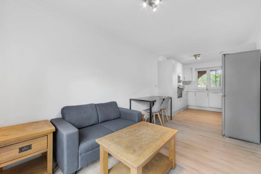 4 bedroom terraced house for rent