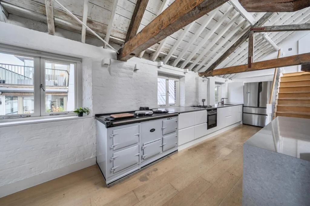 3 bedroom penthouse for rent
