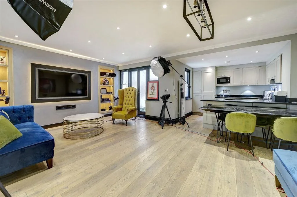 3 bedroom flat for rent