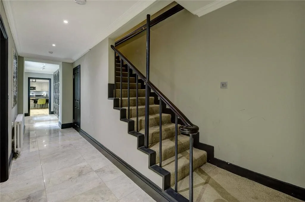 3 bedroom flat for rent