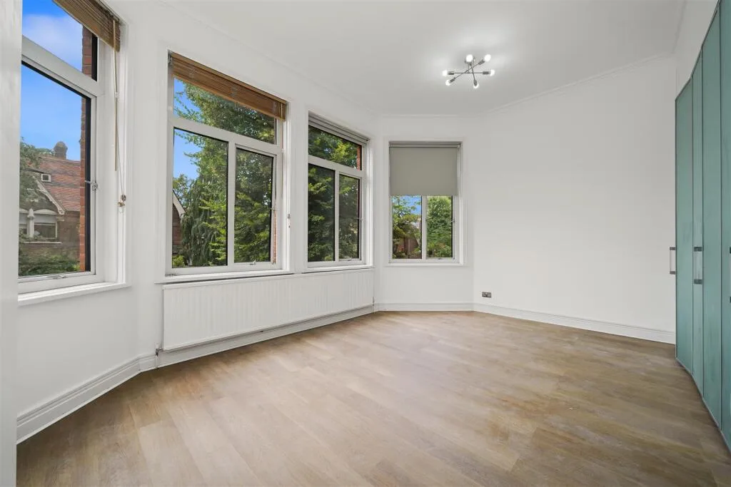 3 bedroom apartment for rent