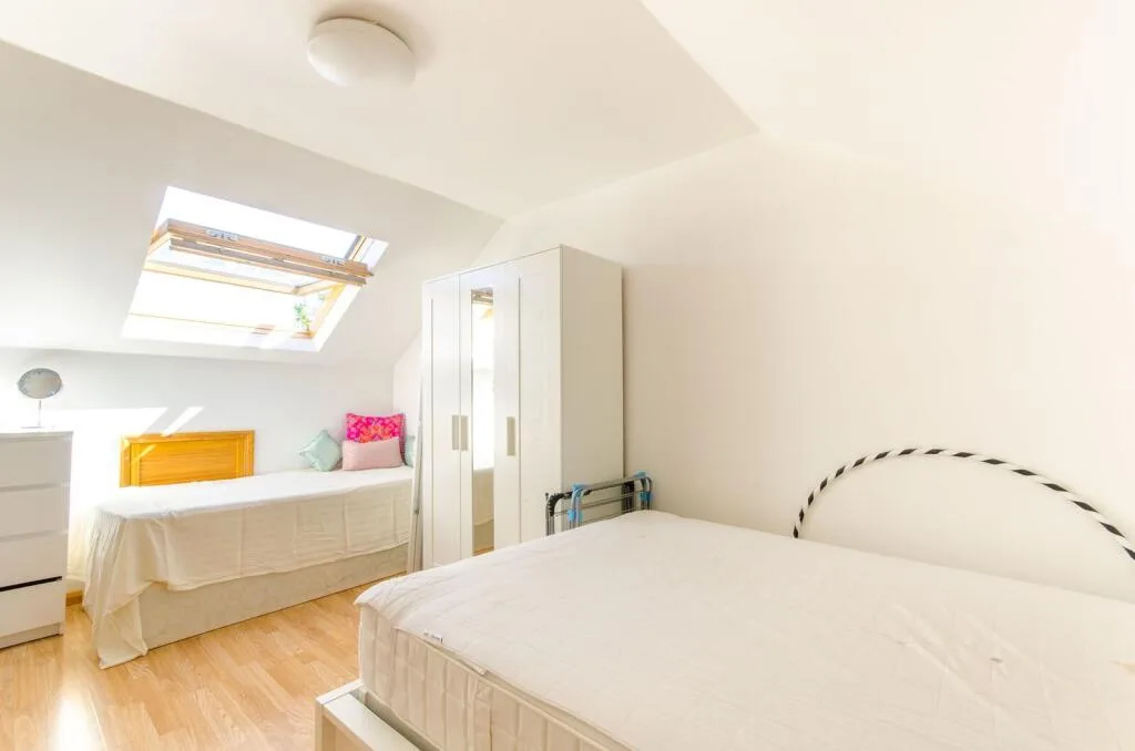3 bedroom maisonette for rent