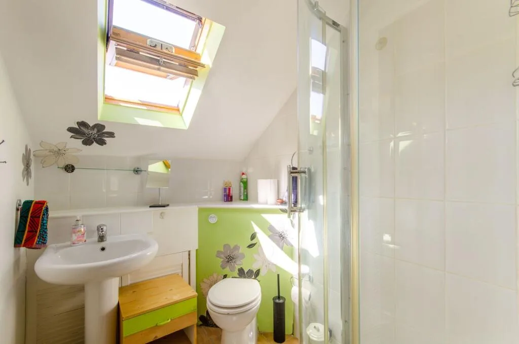 3 bedroom maisonette for rent