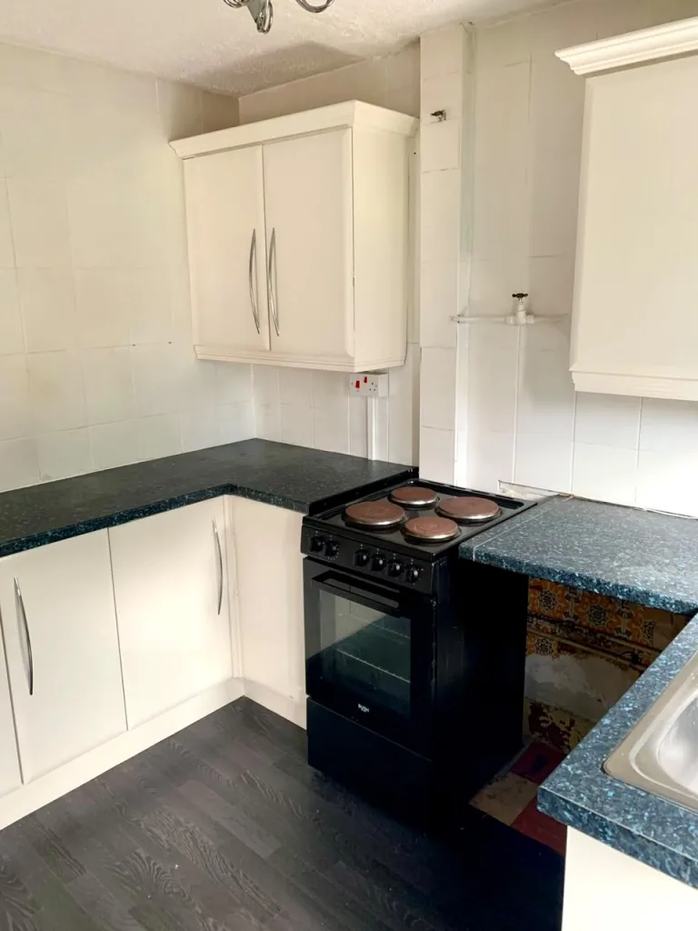 2 bedroom semi-detached house for rent