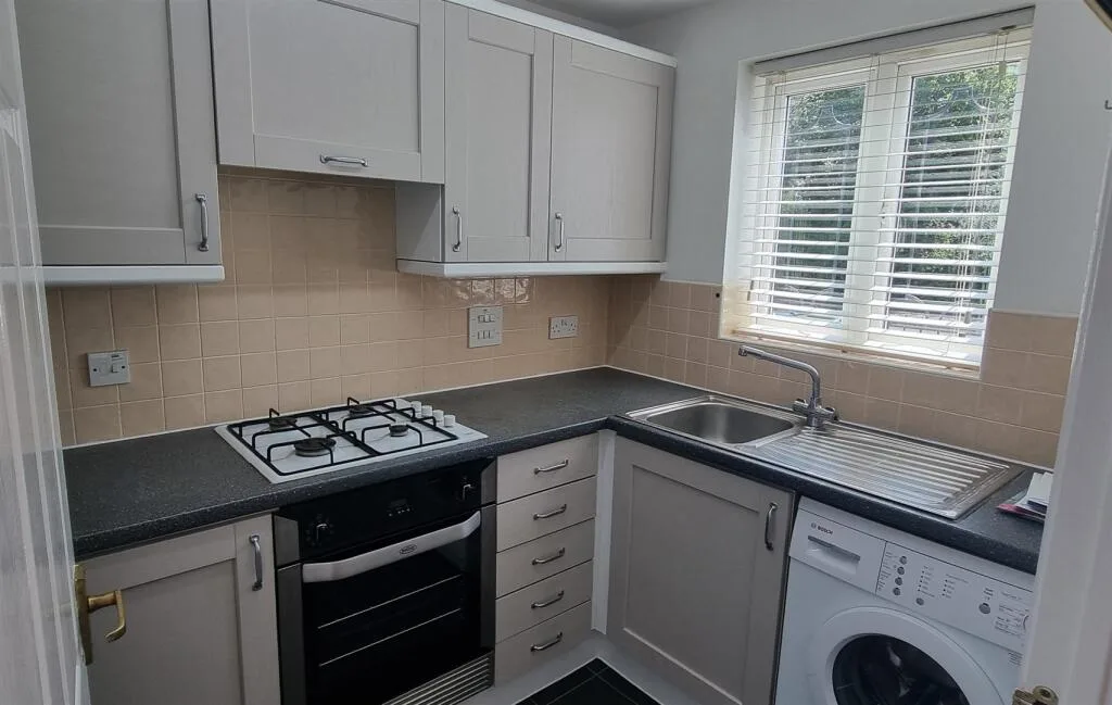 2 bedroom terraced house for rent