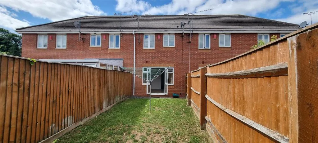 2 bedroom terraced house for rent