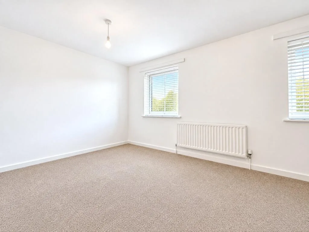 2 bedroom semi-detached house for rent