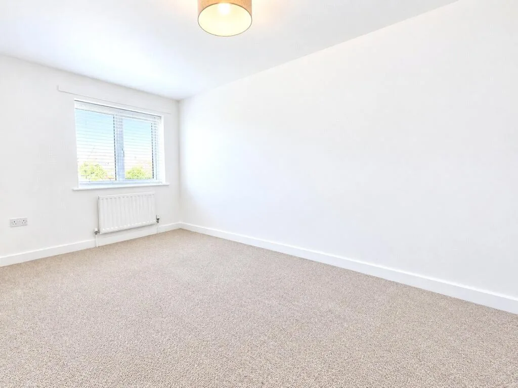 2 bedroom semi-detached house for rent