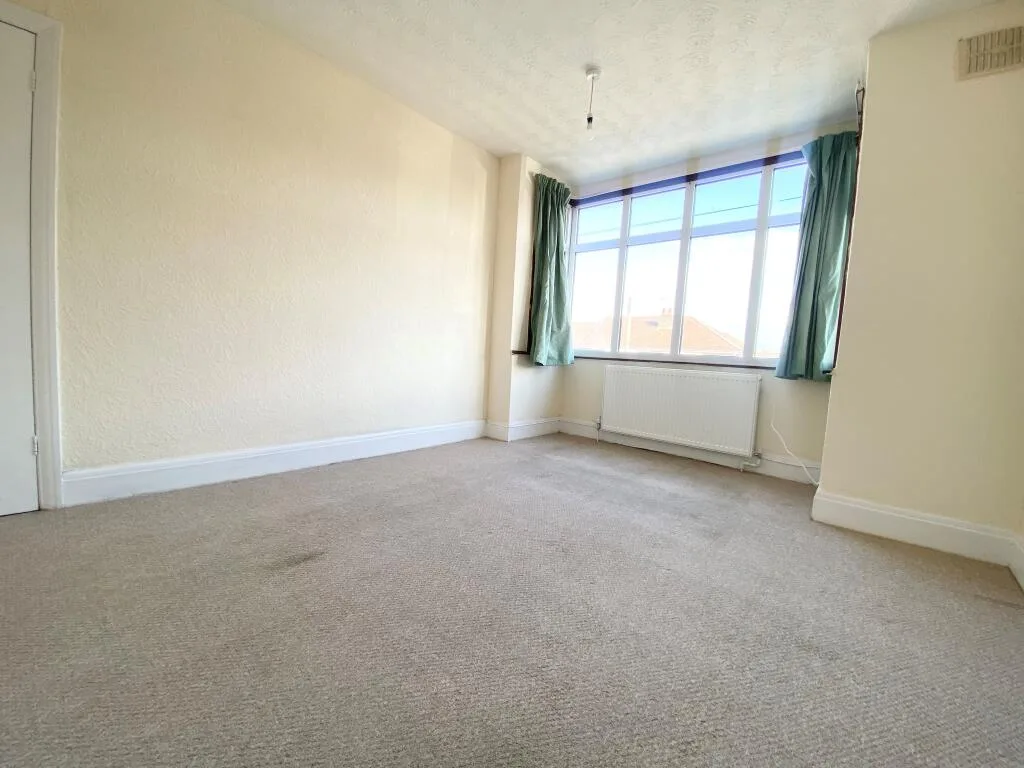 3 bedroom semi-detached house for rent