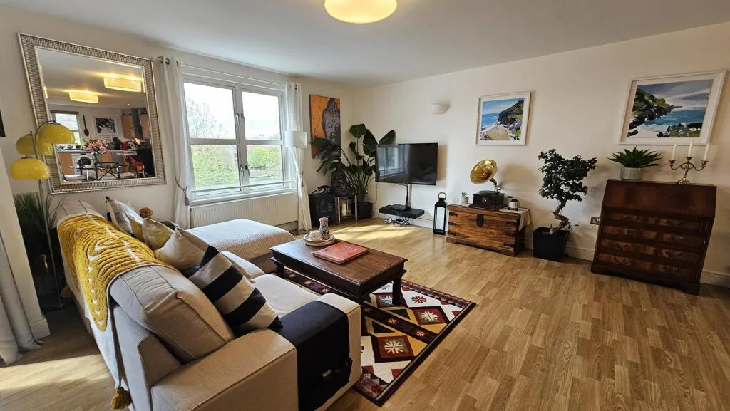 2 bedroom flat for rent