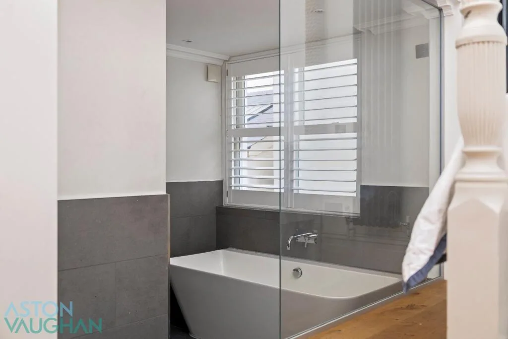 3 bedroom maisonette for rent