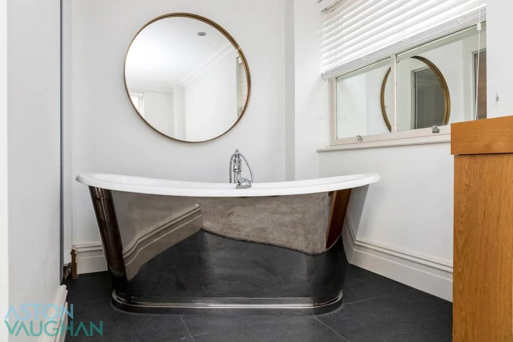 3 bedroom maisonette for rent
