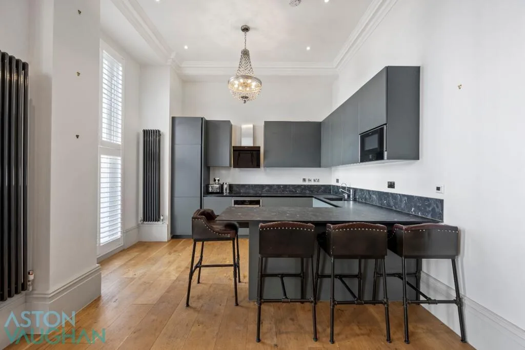 3 bedroom maisonette for rent