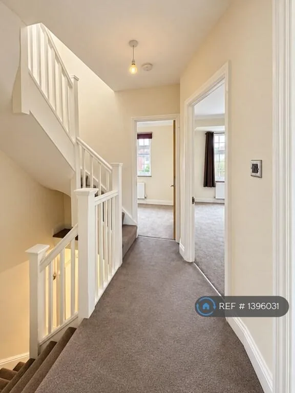 4 bedroom terraced house for rent