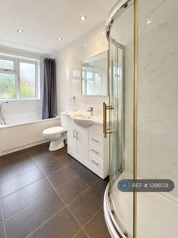 4 bedroom terraced house for rent