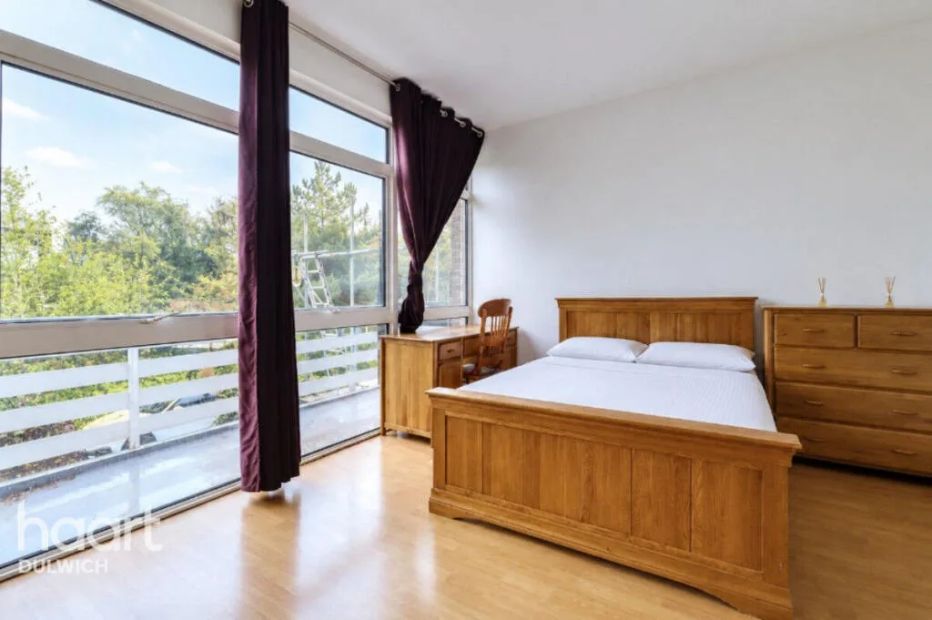 5 bedroom terraced house for rent