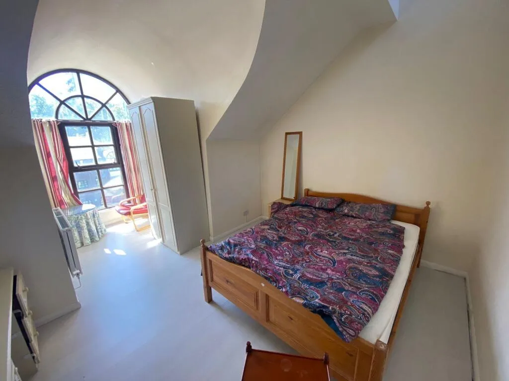 4 bedroom flat for rent