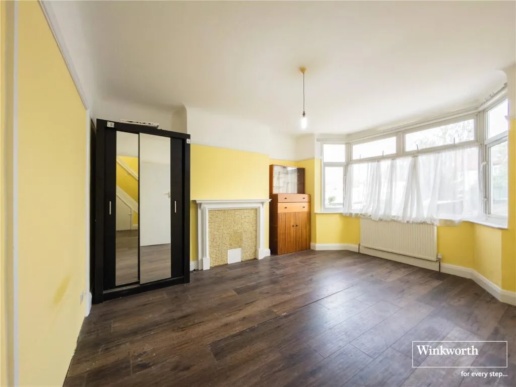 3 bedroom semi-detached house for rent