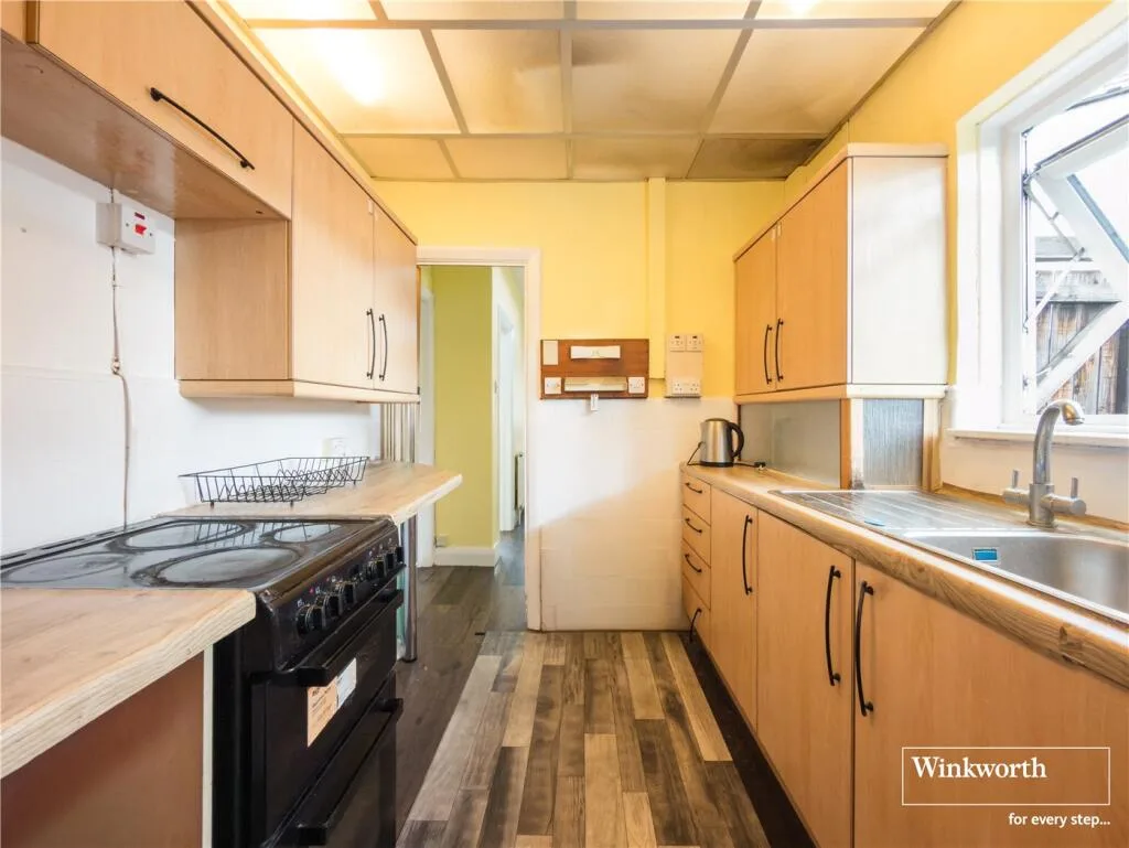 3 bedroom semi-detached house for rent