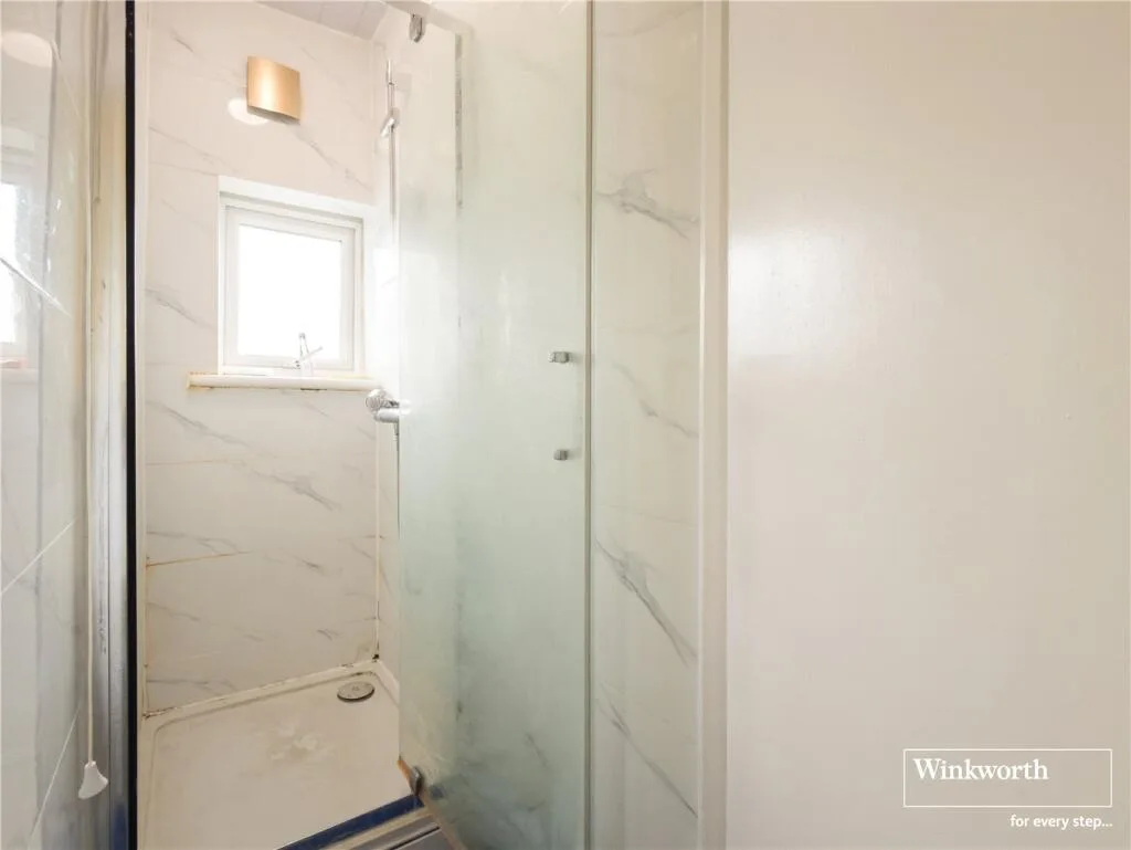 3 bedroom semi-detached house for rent