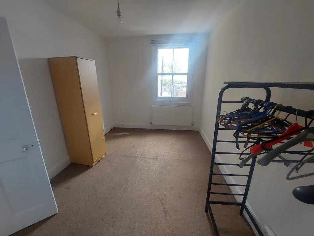 3 bedroom maisonette for rent