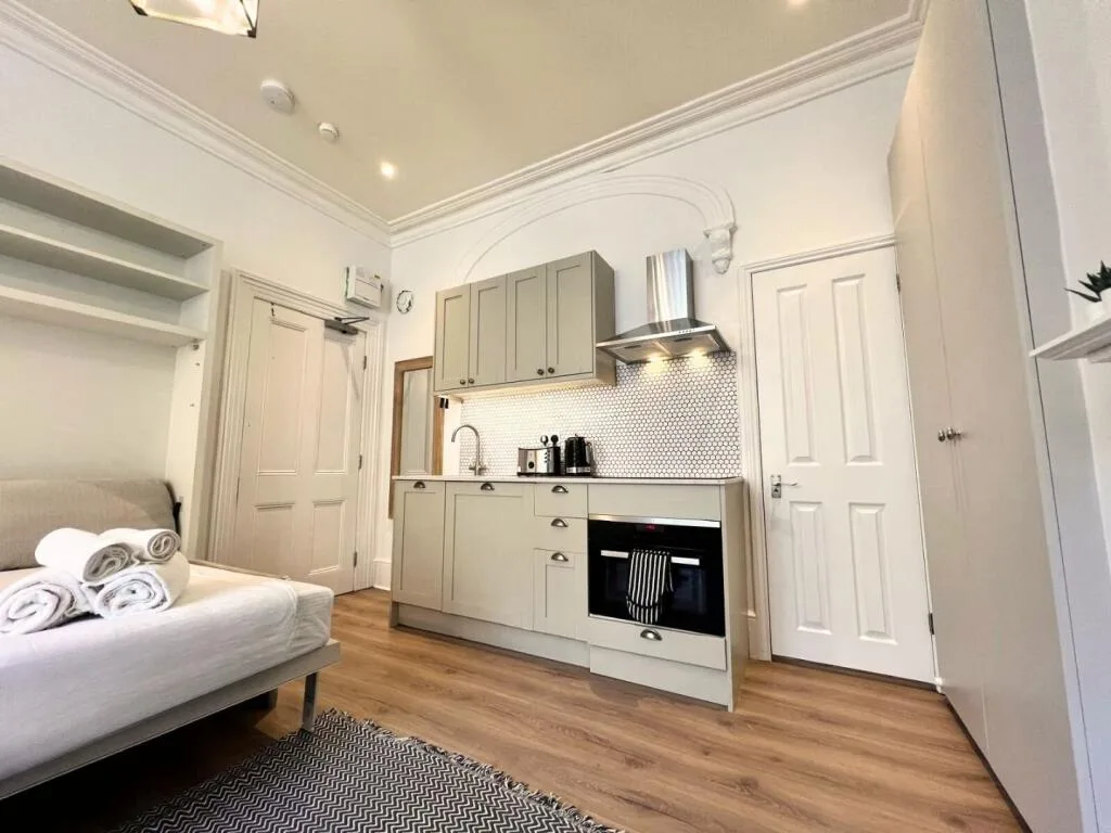 Studio flat for rent