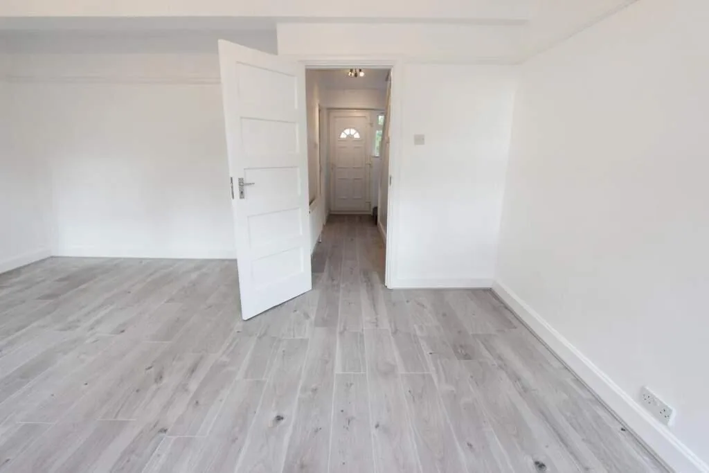 3 bedroom apartment for rent