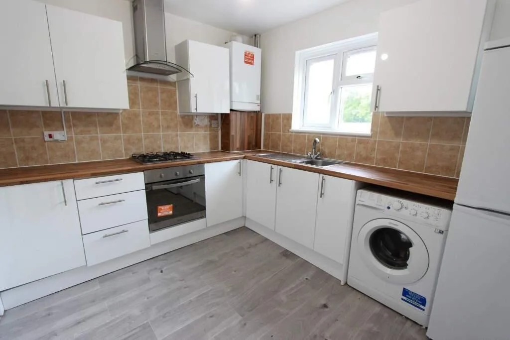 3 bedroom apartment for rent